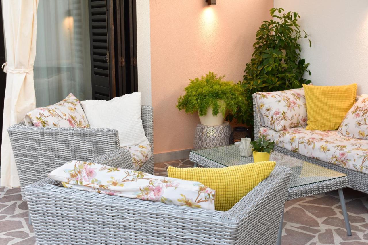 Apartmani Julija Водице Экстерьер фото